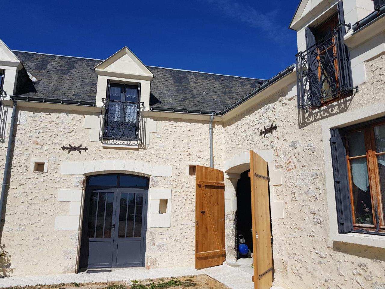 Le Clos De La Briollerie Hotel Tauxigny Esterno foto